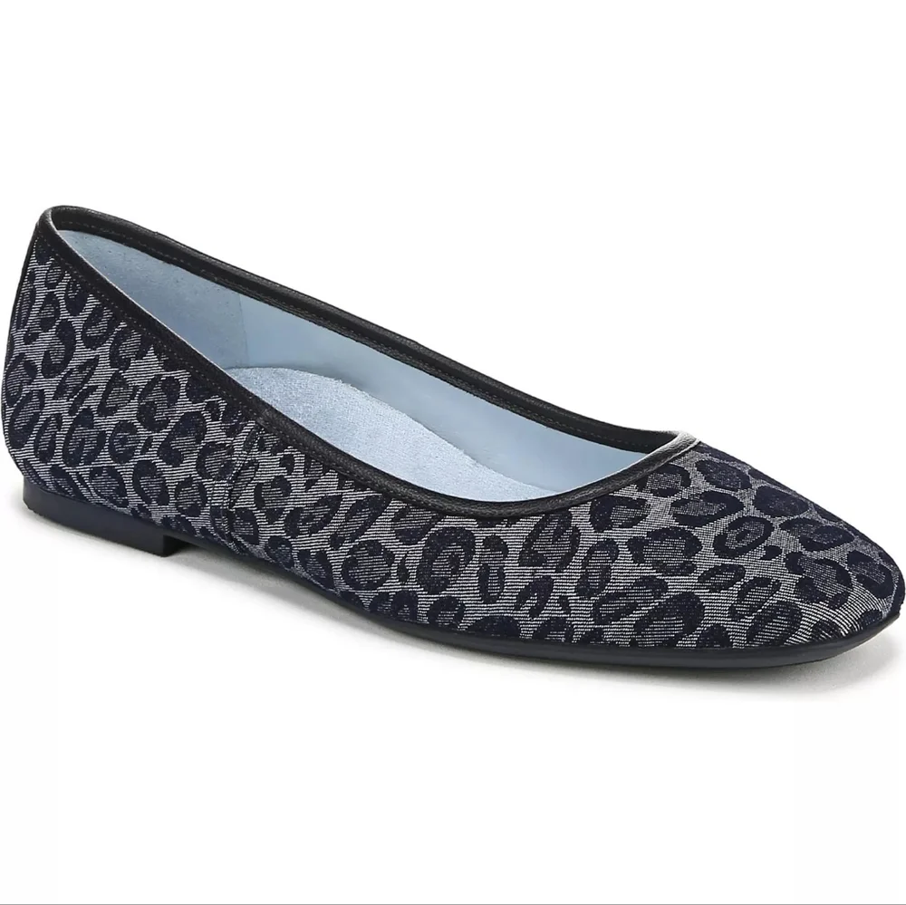 Vionic Orinda 2 Ballet Flats Size 8 1/2 Narrow Leopard Print Denim NEW In Box